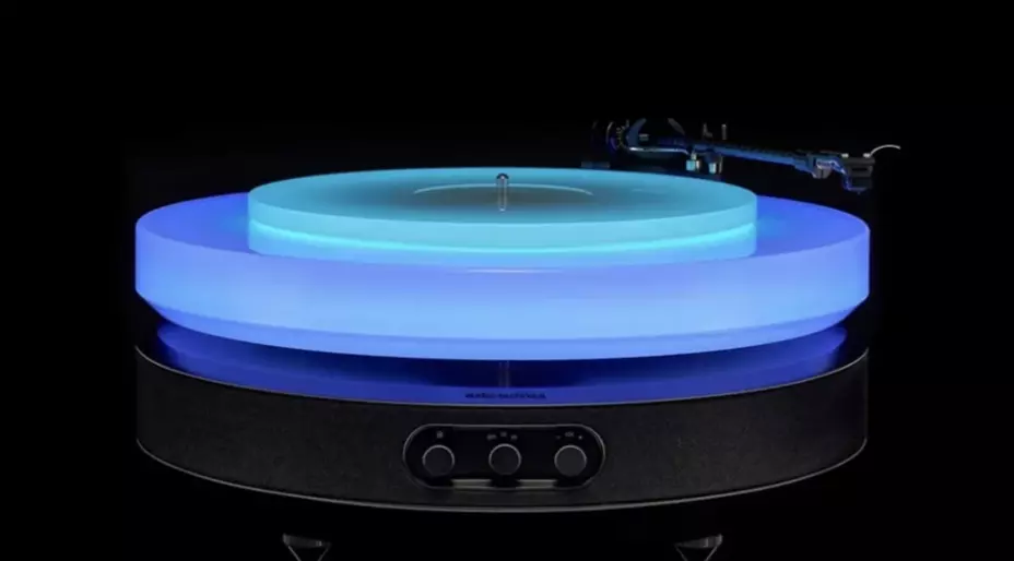 Вещь дня: Левитирующий виниловый проигрыватель Audio-Technica Hotaru за $9999